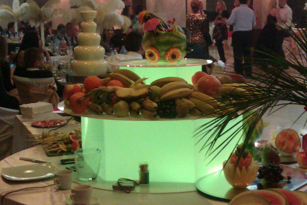 suport-pentru-fantana-de-ciocolata-si-fructe-spev-11-1