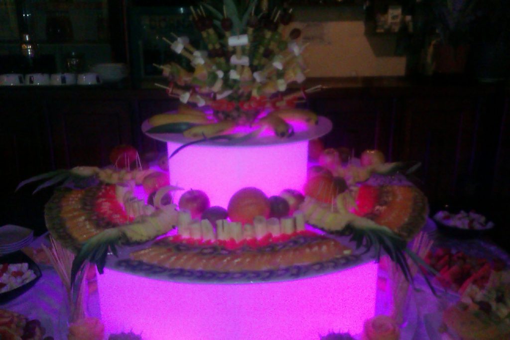 suport-pentru-fantana-de-ciocolata-si-fructe-spev-11-2