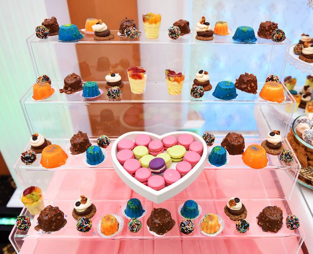 suport-tip-piedestal-in-trepte-pentru-candy-bar-spev-27-1